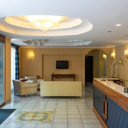 Villa Albani 4*