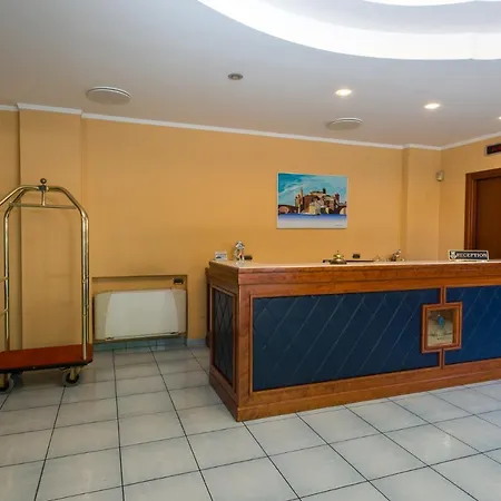 Hotel Villa Albani 4*